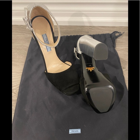 Authentic Gorgeous Like New Prada shoes - Picture 2 of 2